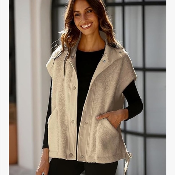 cream sherpa style vest | amazon - Picture 3 of 5